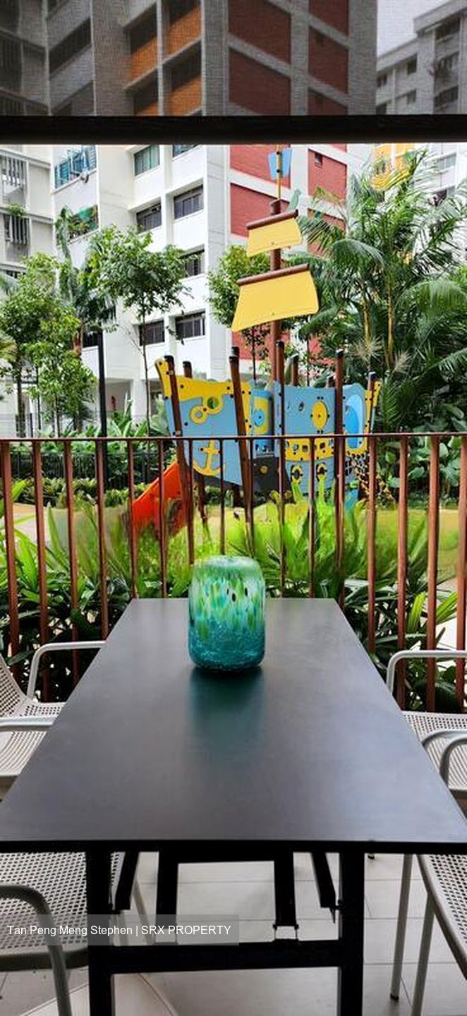 Riverfront Residences thumbnail photo